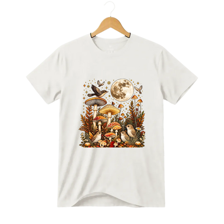 Camiseta Cogumelo Lua Cheia no Bosque