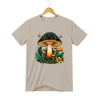 Camiseta Cogumelo Sob o Mesmo Chapéu