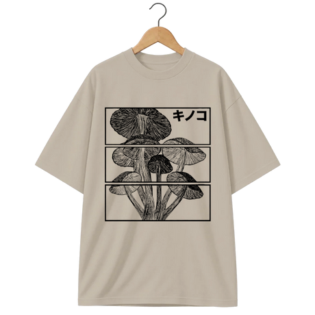 Camiseta Oversized Cogumelos em Três Atos