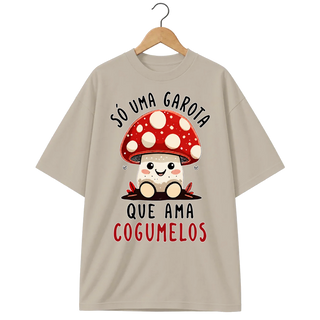 Camiseta Oversized Garota Cogumelo
