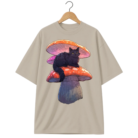 Camiseta Oversized Gato Guardião Cogumelo