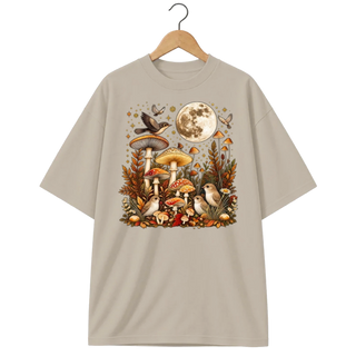 Camiseta Oversized Cogumelo Lua Cheia no Bosque