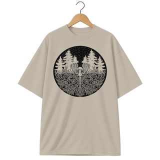 Camiseta Oversized Cogumelo O Que Está Embaixo
