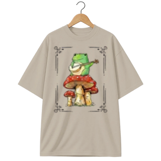 Camiseta Oversized Sapo Serenata no Cogumelo