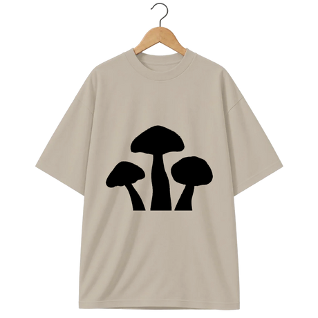 Camiseta Oversized Cogumelo Três em Nanquim